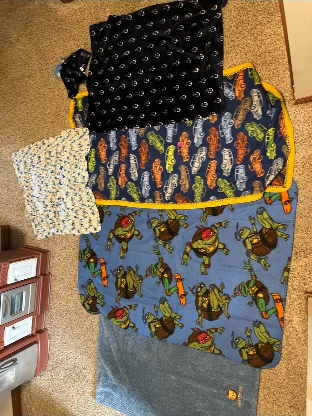 5 baby boy blankets in great condition